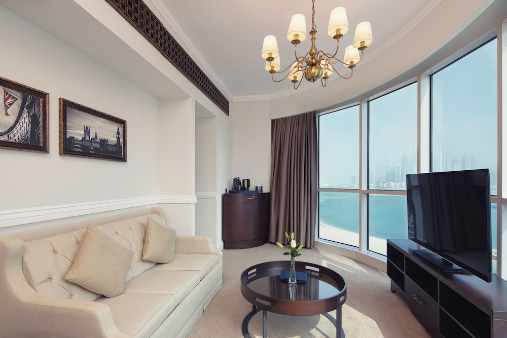 Deluxe Suite - Private Beach, Infinity Pool, Lazy River & Kids Club Access