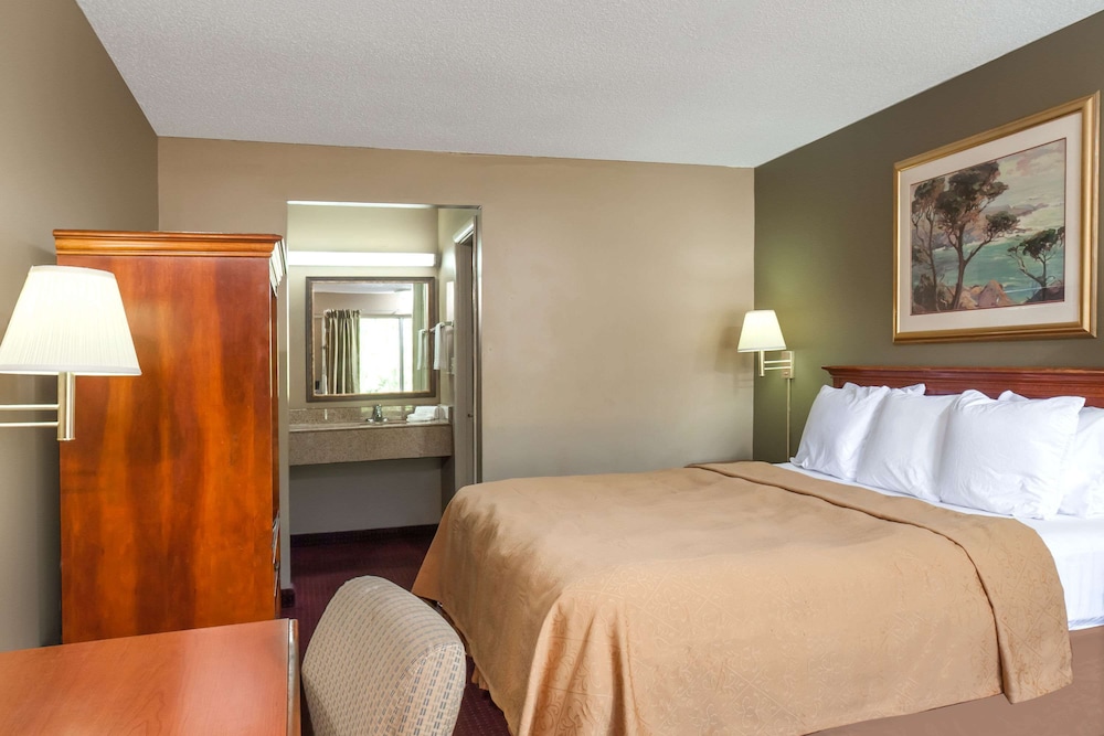 Room, 1 King Bed - Photo 1
