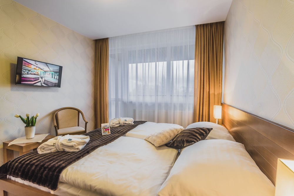 Double Room Single Use (Free Wellness Access) photo 2