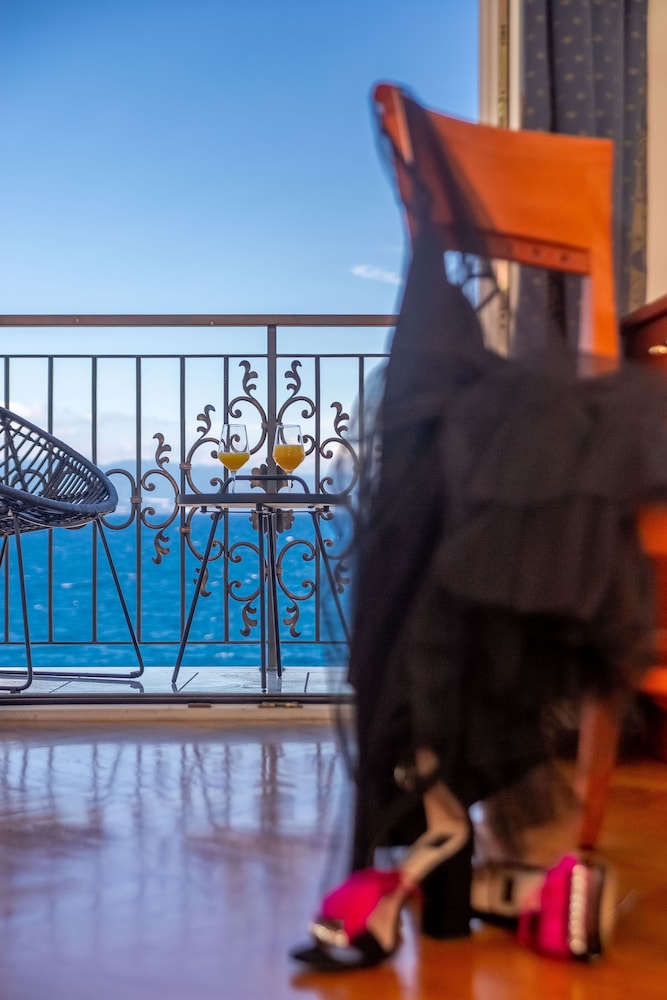 Superior Double Room, Balcony, Sea View - Photo 1