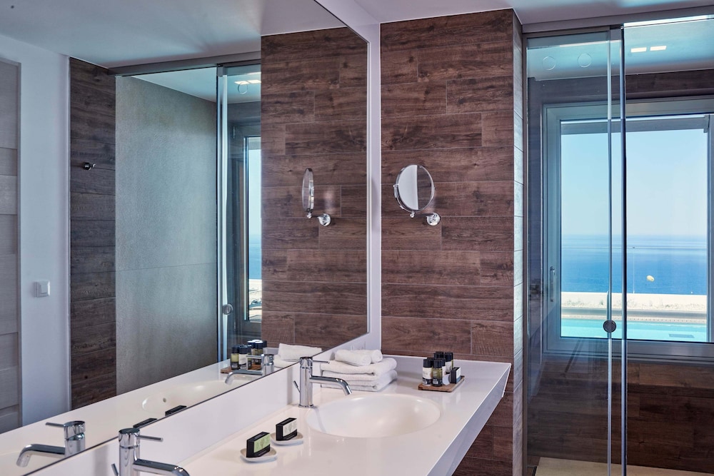Belvedere Private Suite Sea View with Private Pool photo 2