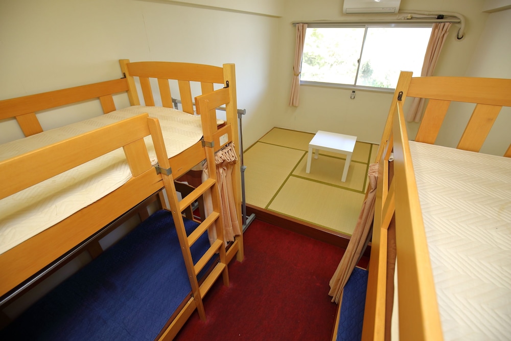 Japanese/Western Room photo 1