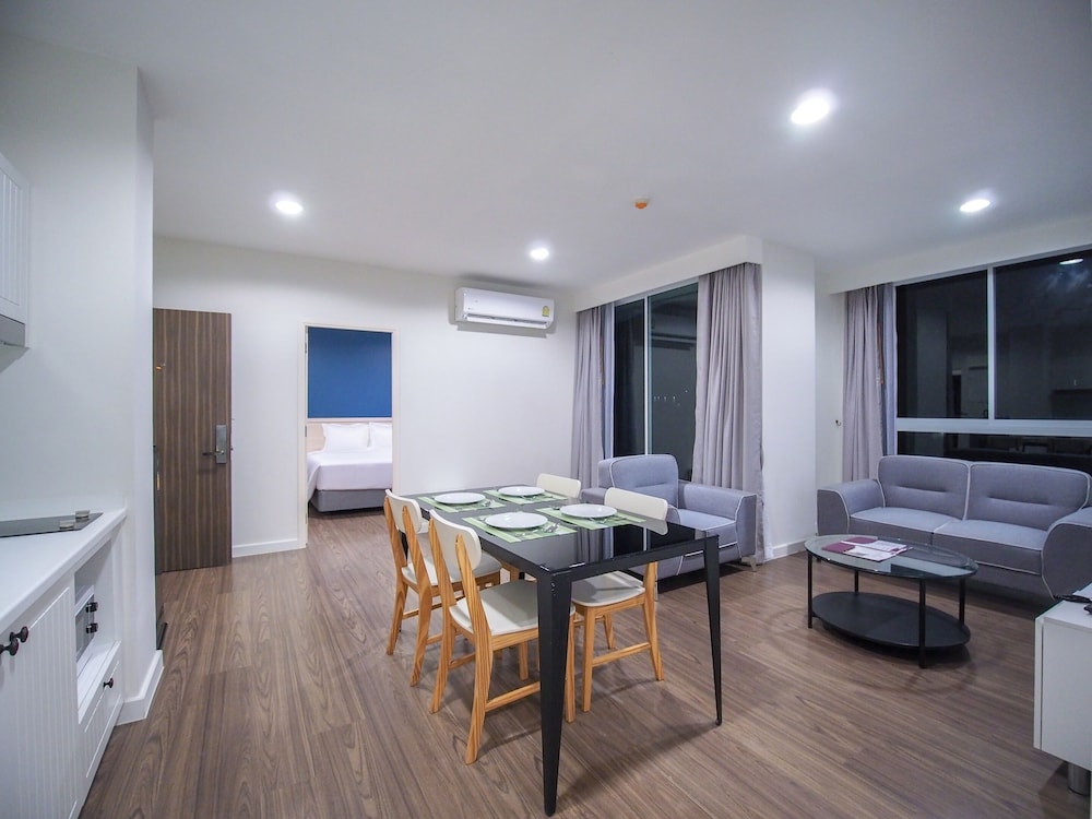 Grand Suite Two Bedroom - Photo 11