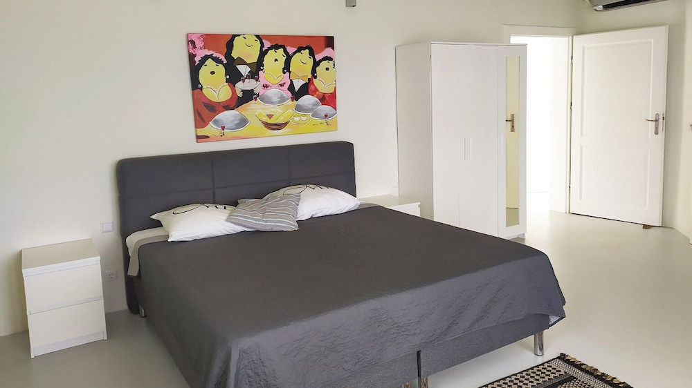Standard Suite photo 2