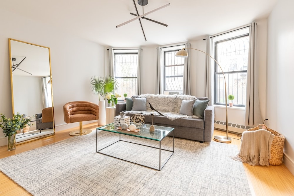 Apartment photo 1