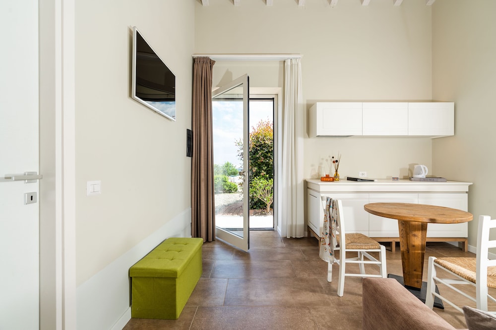 Family Apartment, 1 Bedroom, Accessible, Microwave