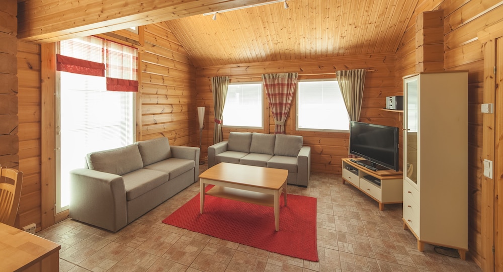 Family Cottage, 2 Bedrooms, Sauna, Lakeside (Karhu) photo 3