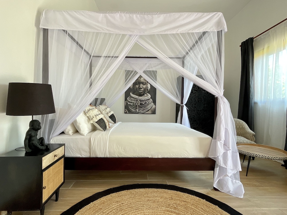 Deluxe Room - Photo 2