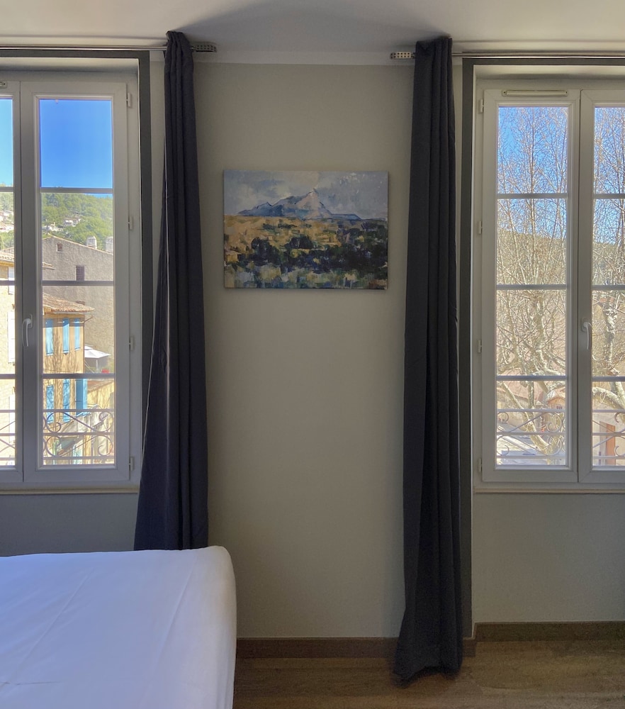 Classic Room - Photo 31