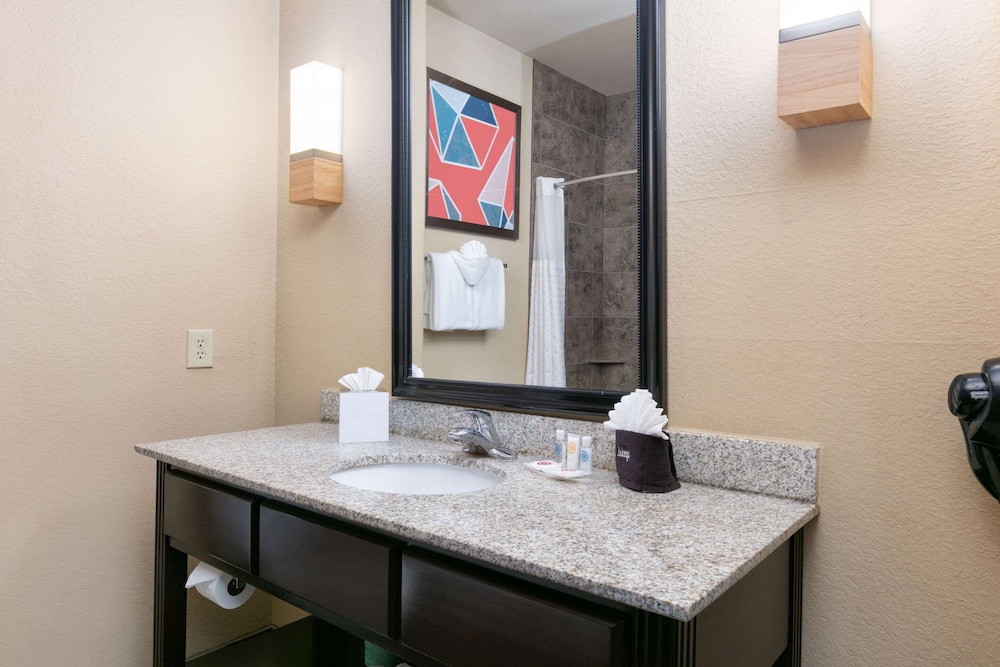 Suite, Non Smoking - Photo 2