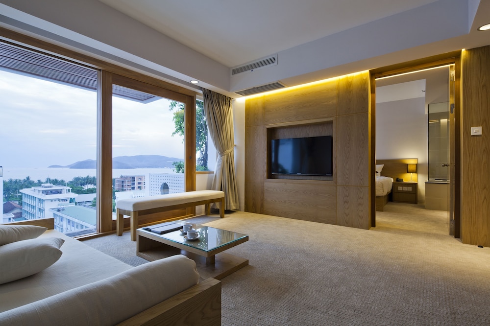 Golden Suite Sea View