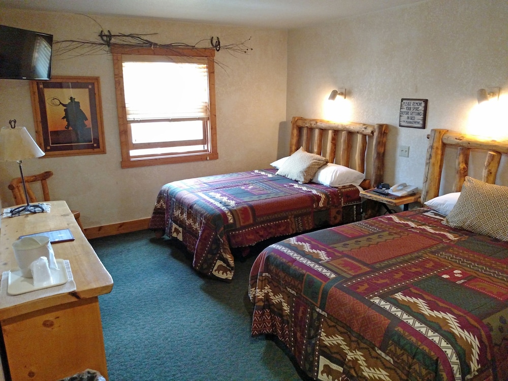 Standard Room, 2 Queen Beds, Mountain View photo 1
