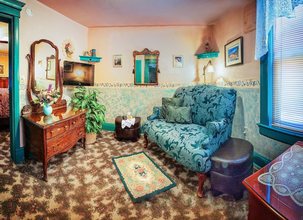 Silverton Suite photo 3
