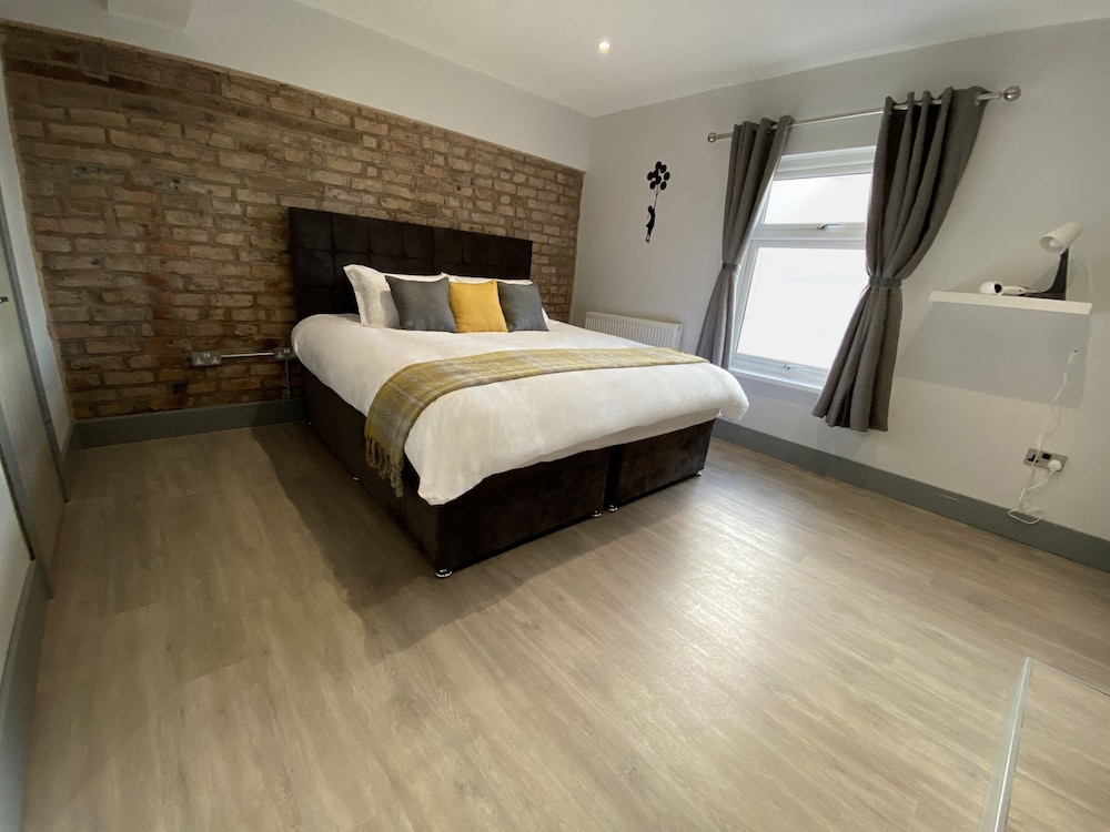 Deluxe Double or Twin Room - Photo 5