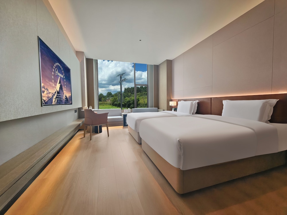 Superior Twin Room, Courtyard View