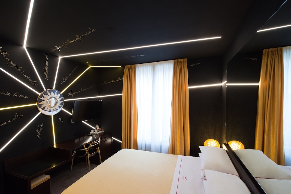 Classic Double Room - Photo 25