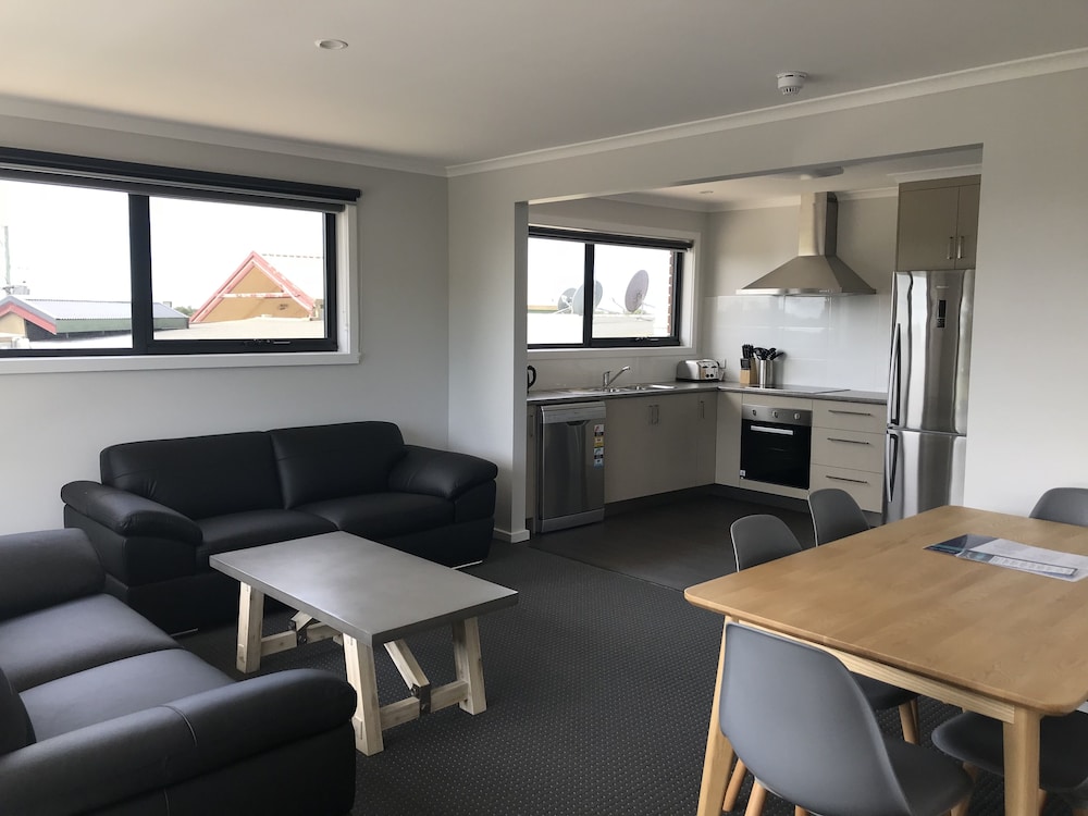 Standard Apartment, 3 Bedrooms, Kitchen photo 1