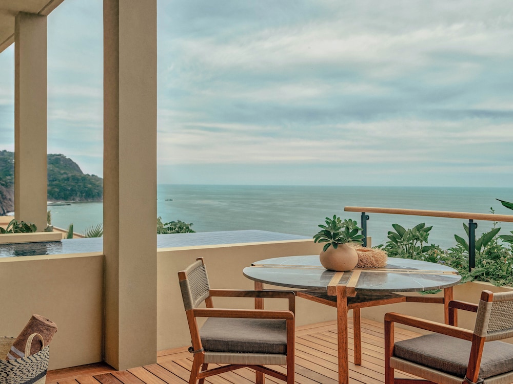 Studio Suite, 2 Queen Beds, Ocean View (Flatland)