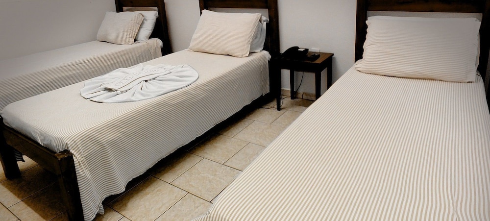 Standard Double Or Twin Room photo 3