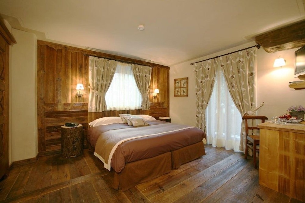 Deluxe Double Room photo 1