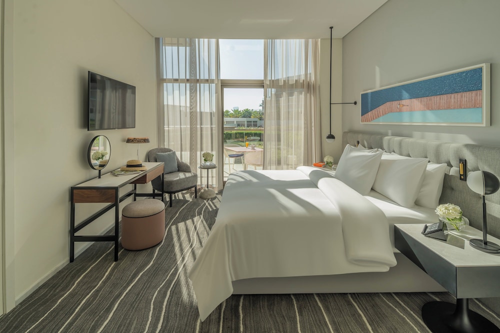 Suite, 1 Bedroom (Dining, Kitchen, Garden Access)