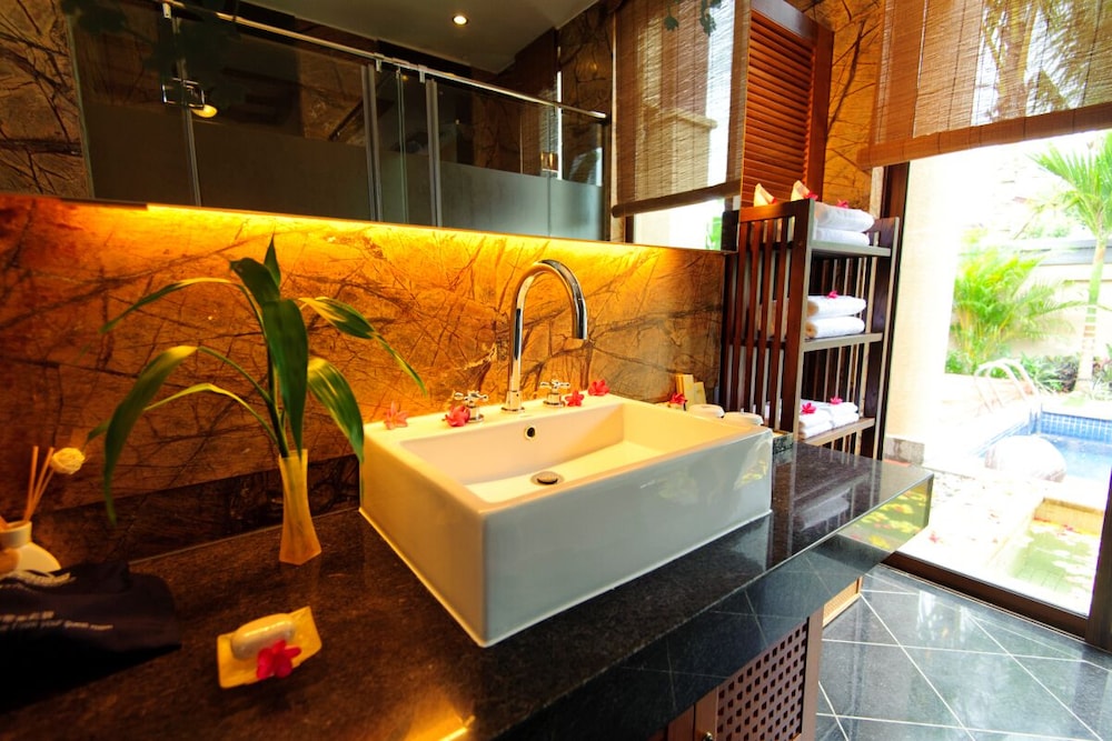 Premium Villa photo 3