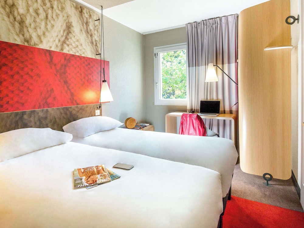 Standard Room, 2 Twin Beds - Photo 5