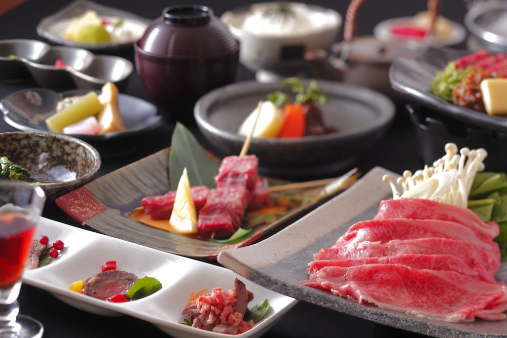 Japanese Style Room, Half Board("Hida-beef fine cuisine" Special Dinner), Non Smoking for 5 Adults