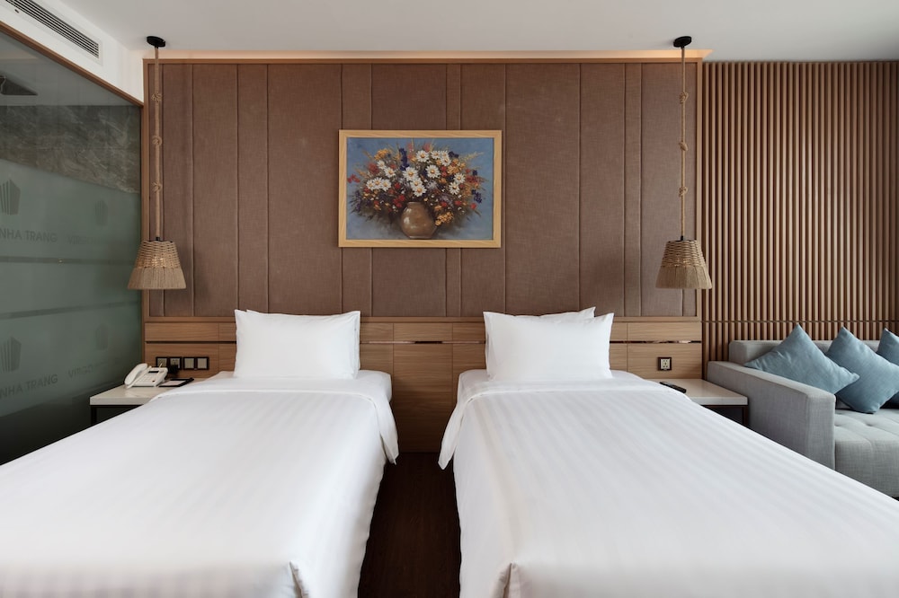 Deluxe Room, Balcony, Sea View - Photo 4