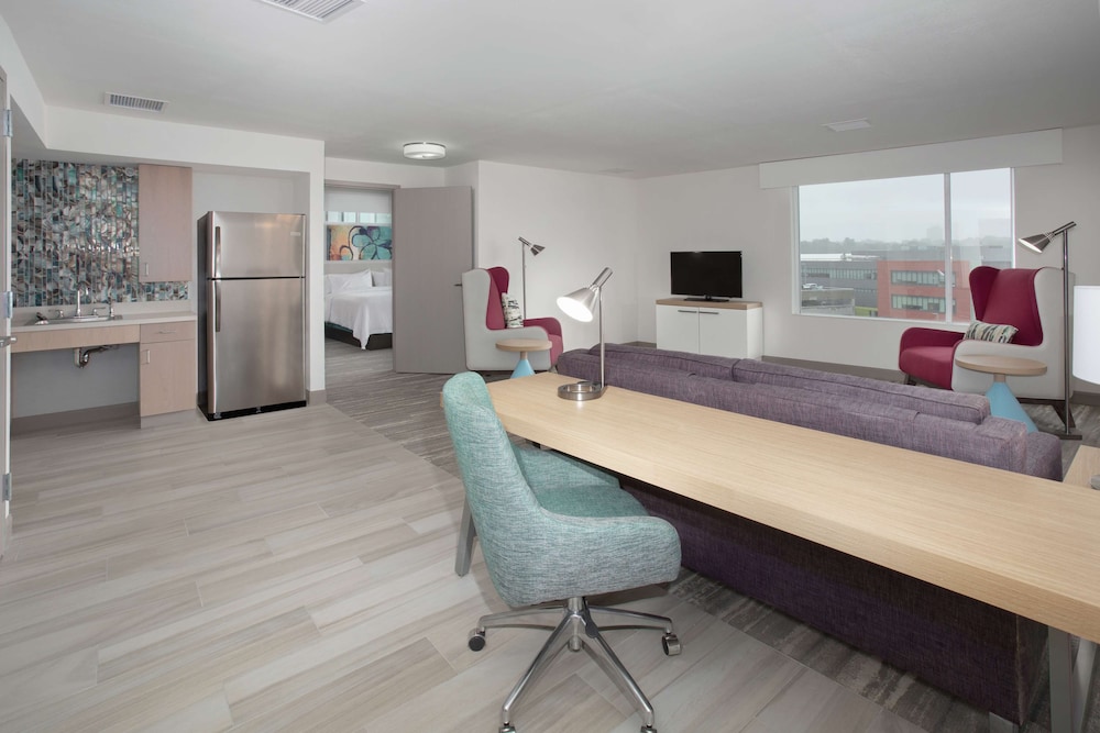 Room, 1 Bedroom, Accessible (Hearing, Roll-in Shower) photo 2