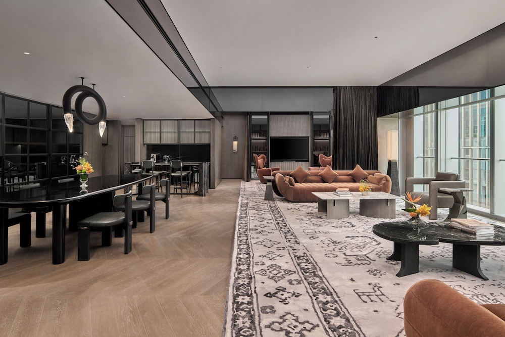 Suite (Lujazui)