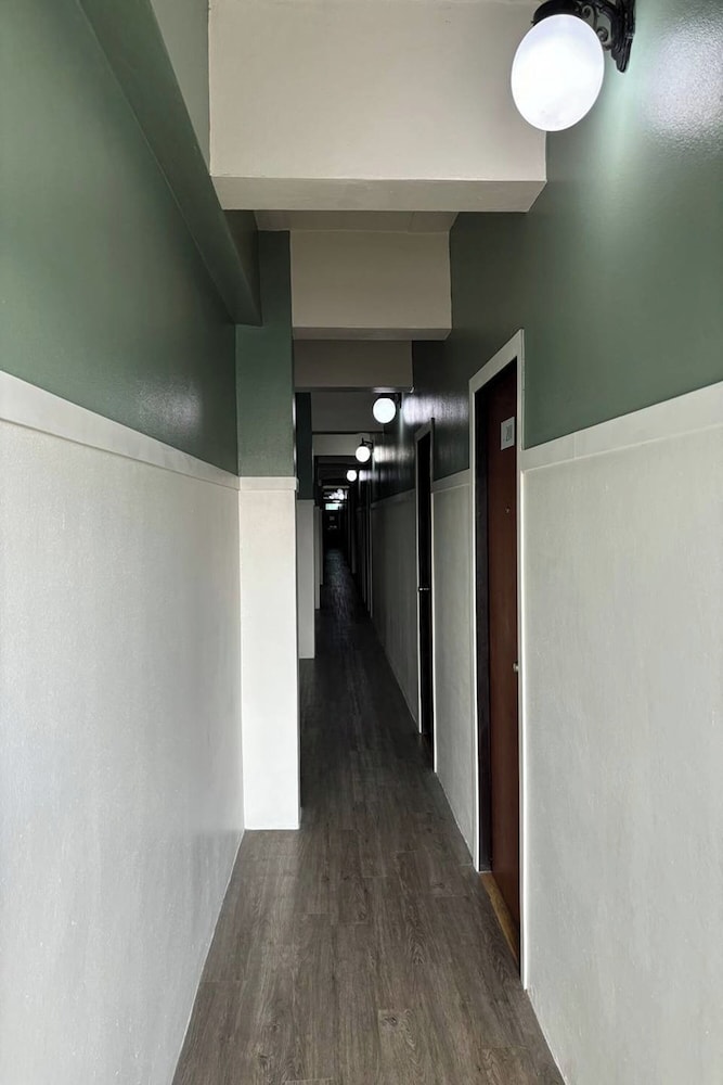 Standard Room with AirCon - Photo 11