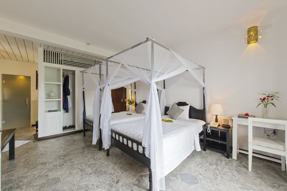 Deluxe Family Connecting Rooms - Photo 7