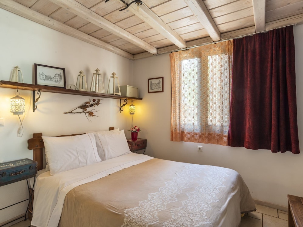 Exclusive Duplex, 2 Bedrooms, Accessible photo 1