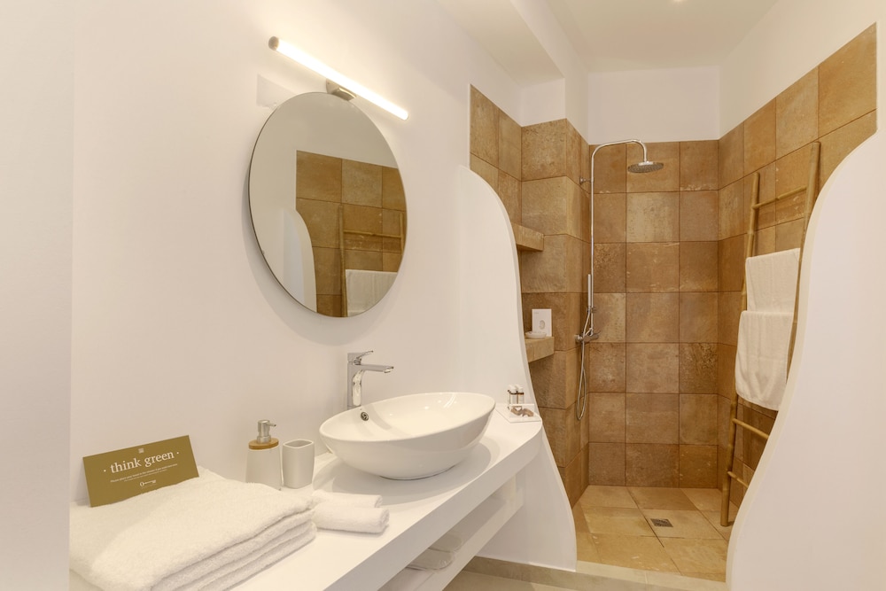 Room, Private Pool - Photo 5