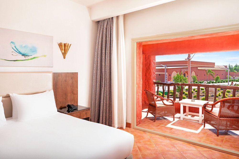 Superior Double or Twin Room, Pool View