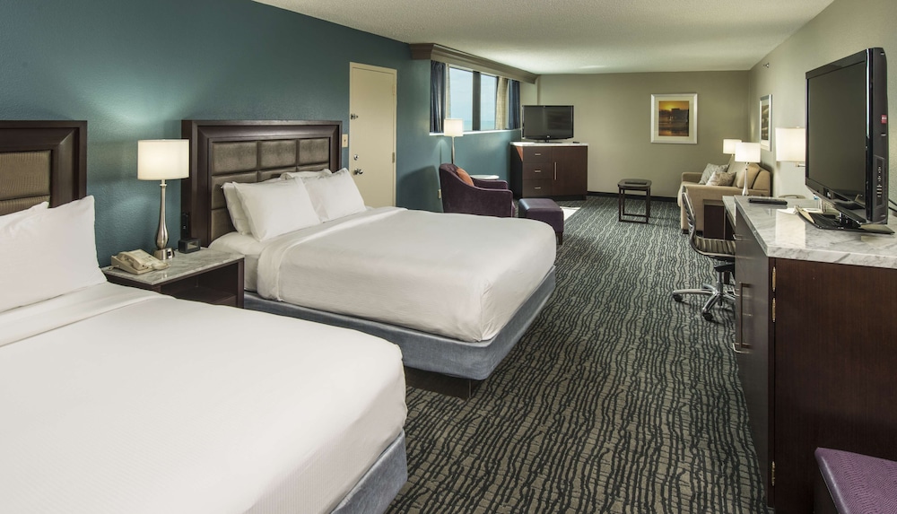 Junior Suite 2 Queens - Photo 1