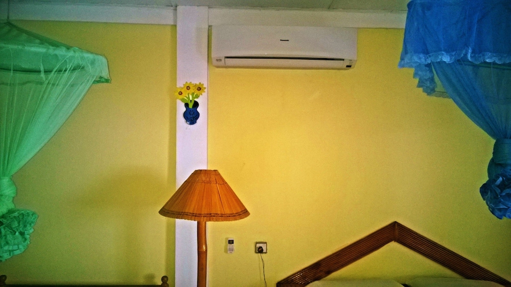 Standard Triple Room, 1 Bedroom, Non Smoking, Garden View photo 3
