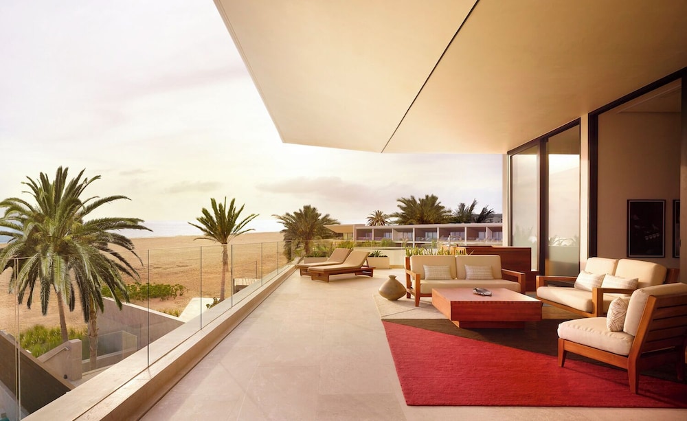 Suite, Oceanfront (nobu)