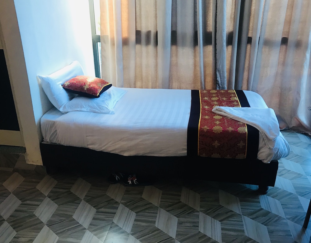 Basic Single Room photo 2