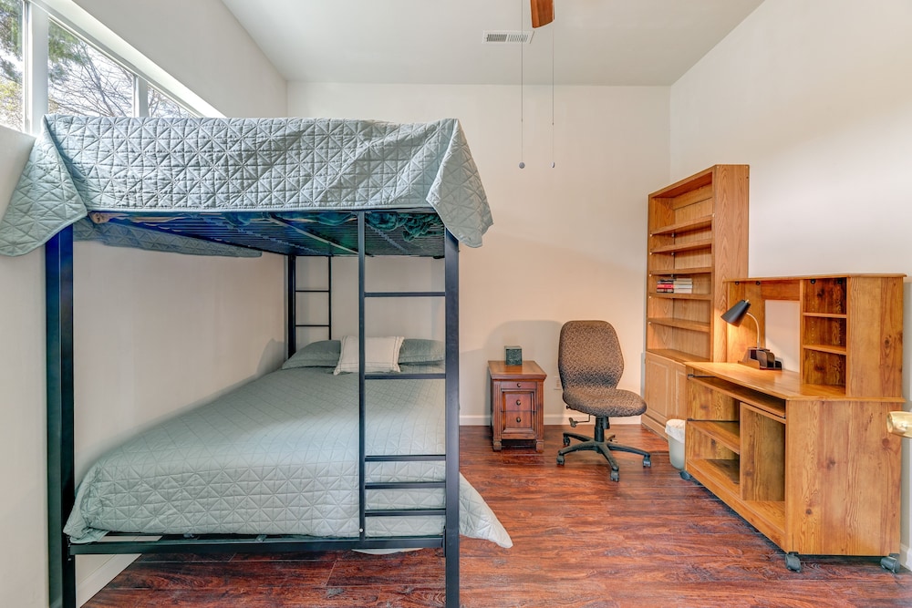 Cottage (2 Bedrooms) photo 2