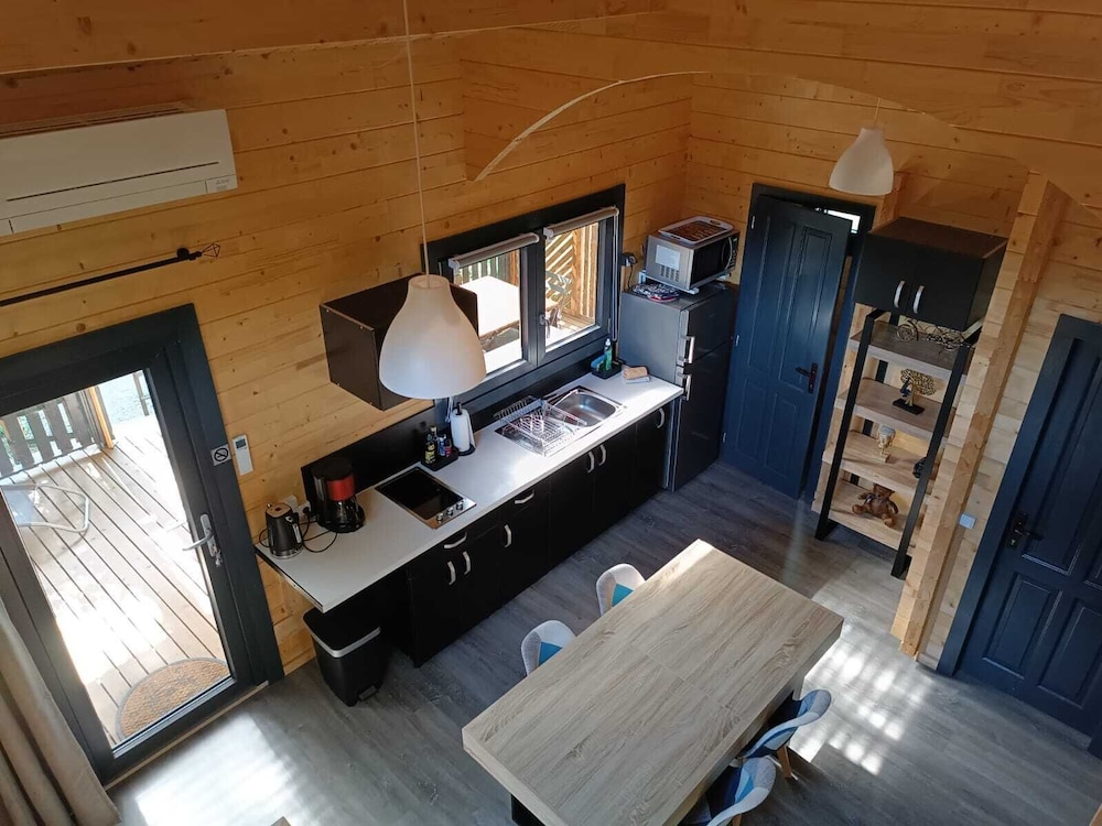 CABANE HAUT PERCHEE photo 3