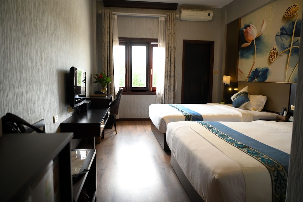Executive Twin Room - Photo 3