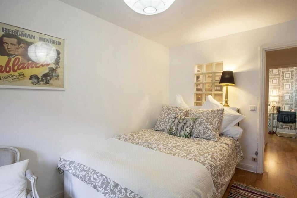 City Apartment photo 2