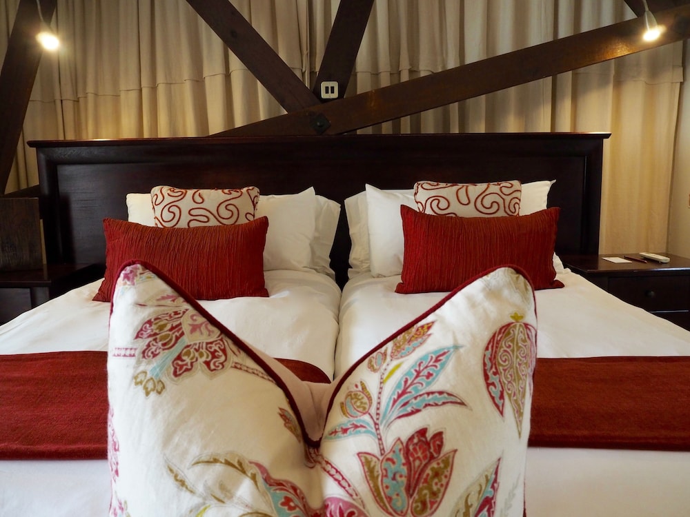 Standard Loft, 1 King Bed photo 2