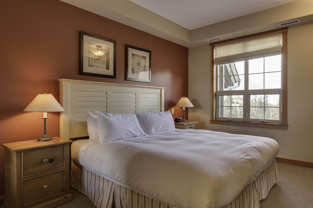 Lodge 2 Bedroom with 2 King Beds photo 1
