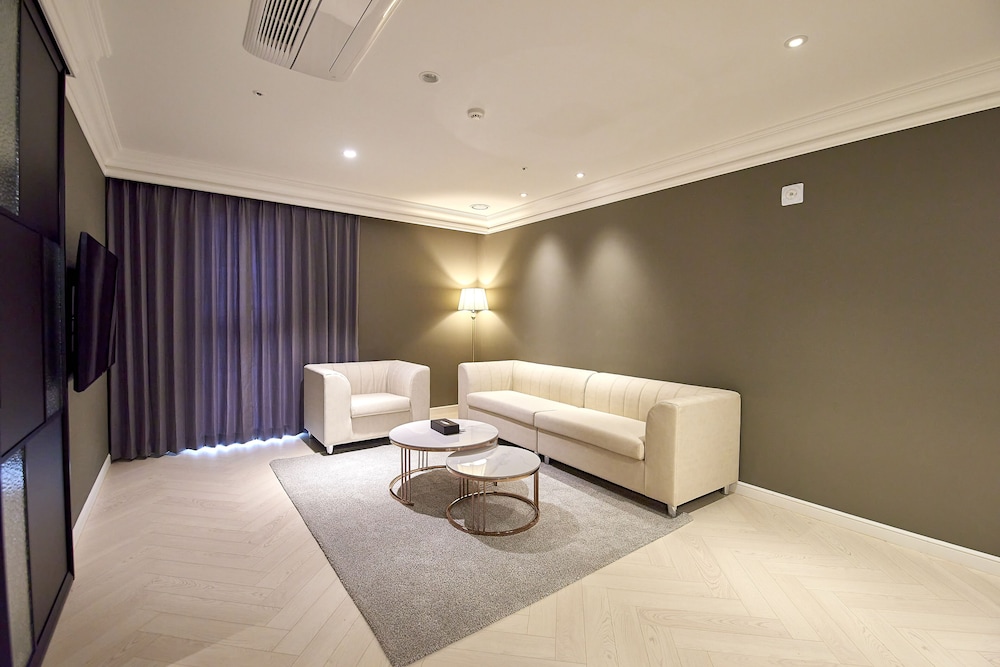 Suite Family - Photo 2