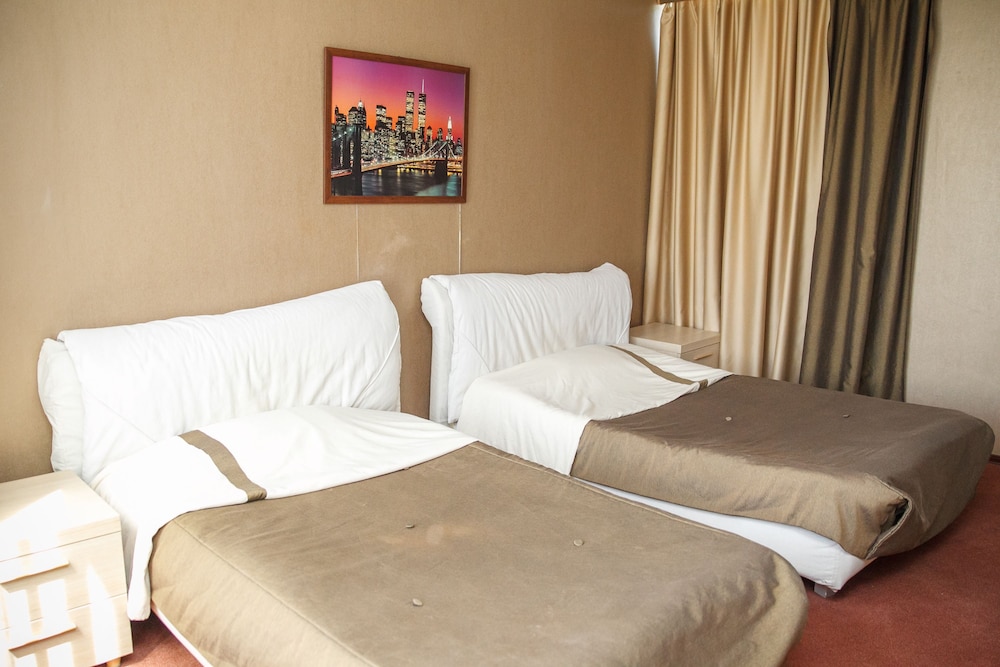 Standard Twin Room photo 3