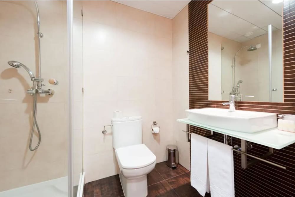 Double or Twin Room, Balcony, Sea View photo 2
