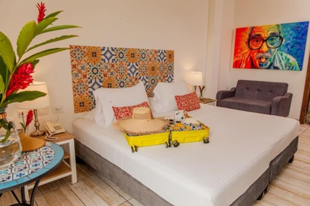 Superior Room, 1 King Bed photo 1